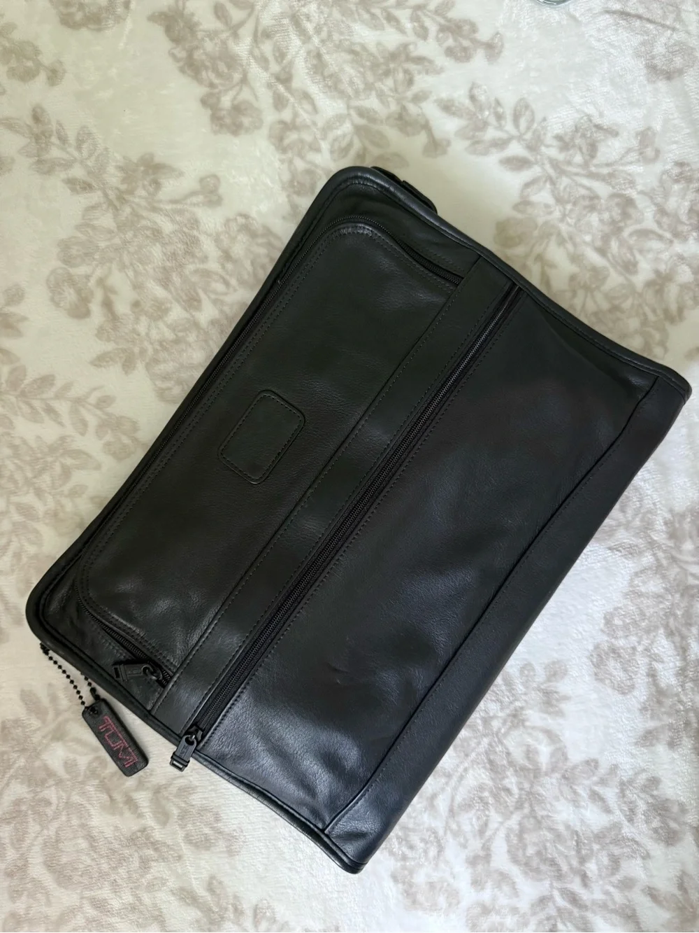 Tumi Alpha Black Leather Laptop Sleeve Document Clutch Attache Case